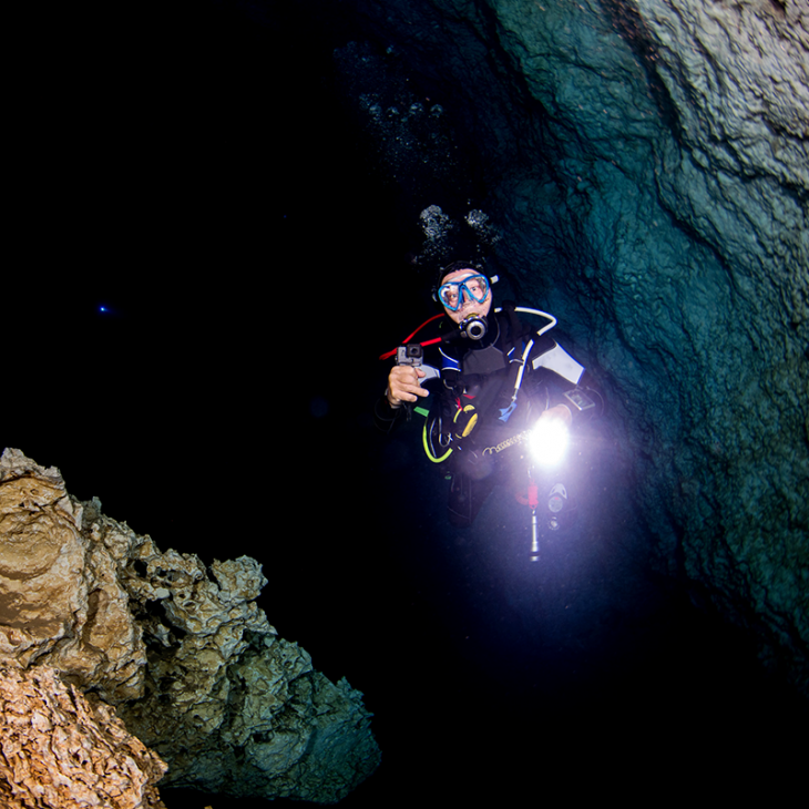 Cavern Diver posing in Cenote Dos Ojos